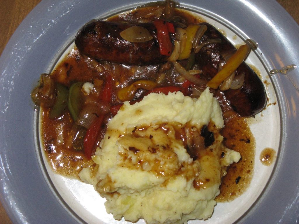 sausage with mashed potatoes 